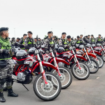 Gobierno recibe donativo de 600 motos para Linces y apuntan a tener 10.000 nuevos policías