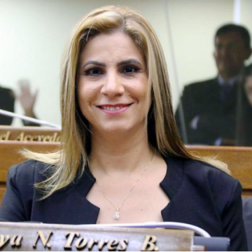 Diputada Roya Torres confirma renuncia de su hijo “asesor”