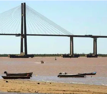 Preocupación por bajante del río