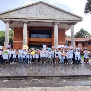 Paro de actividades en la UNA se extiende hasta el próximo martes