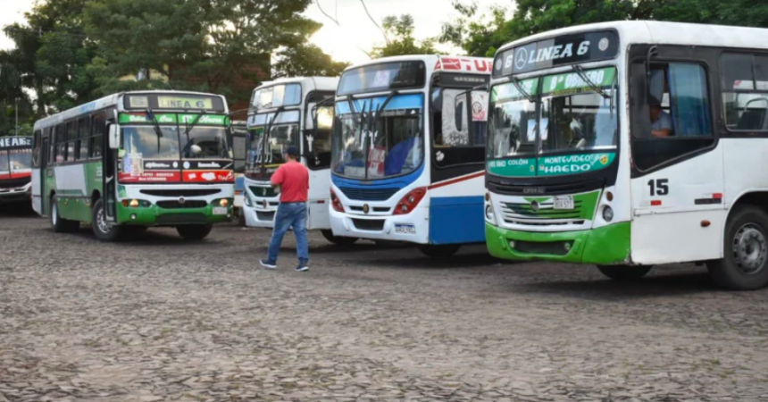 Paro de transporte sigue latente