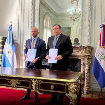 Paraguay y Argentina acordaron liberar rutas, eliminar límite de vuelos e incluir derechos de tráfico